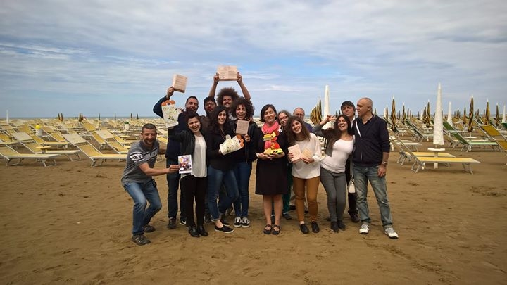 it.a.cà RImini 2015 - tavola rotonda in riva al mare