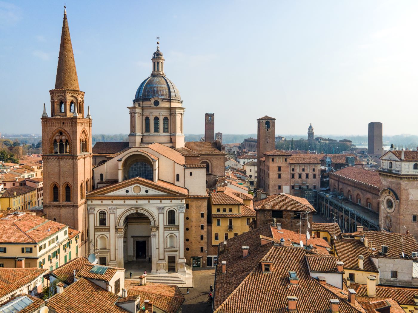 Mantova, facciata della Basilica di Sant’Andrea